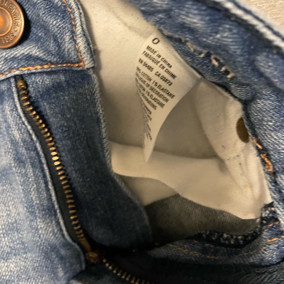 AE Shorts - Picture 3 of 3